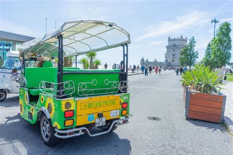 Tuk Tuk Tour Door Lissabon 3 Proeverijen Van Eten En Wijn Getyourguide