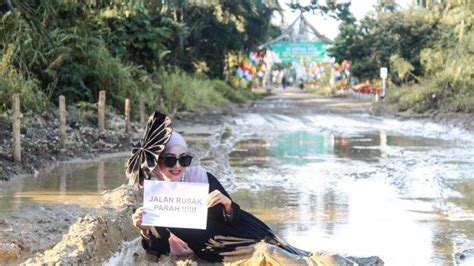 Perbaikan Jalan Rusak Yang Sempat Viral Di Merangin Telan Rp 14 5