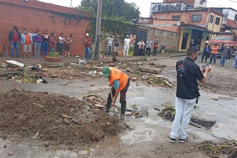 M S De Familias Quedaron Sin Viviendas En T Chira Como Consecuencia