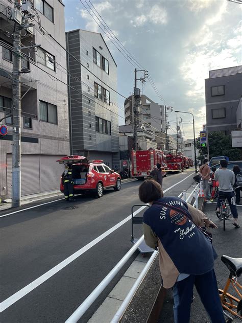 東京都墨田区東向島5丁目で爆発伴う火災 爆発音と共に黒煙あがる火災現場の様子9月6日 まとめダネ！