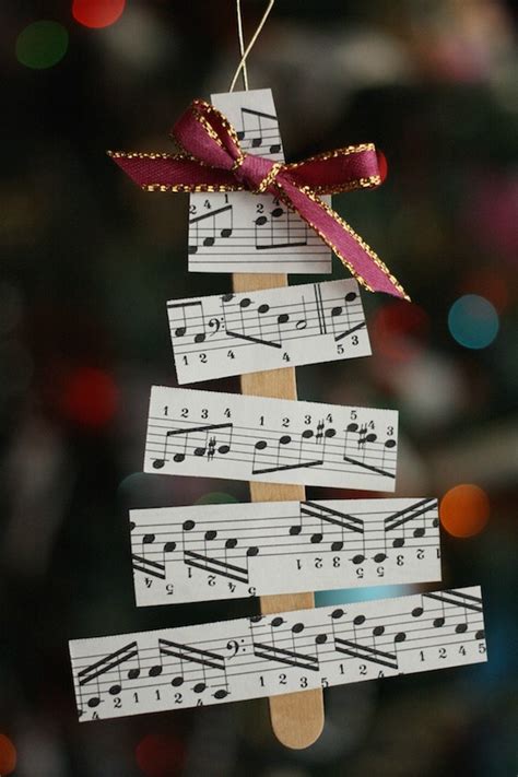 Music Themed Christmas Decorations / Pin on Music... my passion - See more ideas about music ...