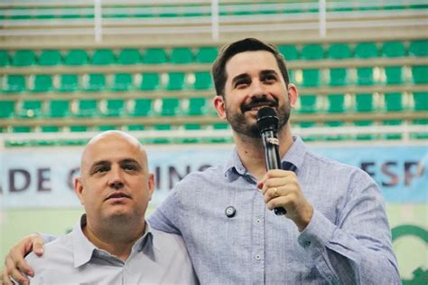 Prefeito André Vechi apresenta novo secretariado de Brusque para 2025