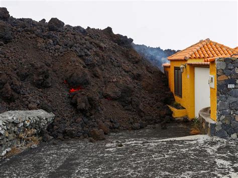 La Lava De La Erupci N Del Volc N De La Palma Cubre Hect Reas Y