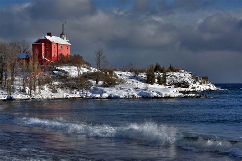 Marquette, Michigan Lighthouse | Marquette michigan, Michigan tourism ...