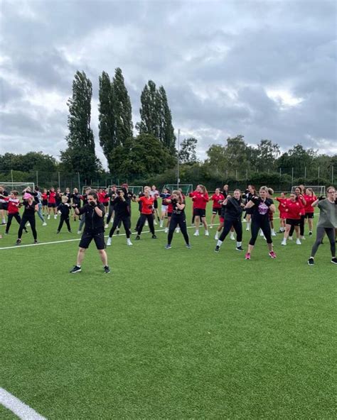 Abteilungsaktion Kick Bo By Mao Frauen Und M Dchenfussball Rot Weiss