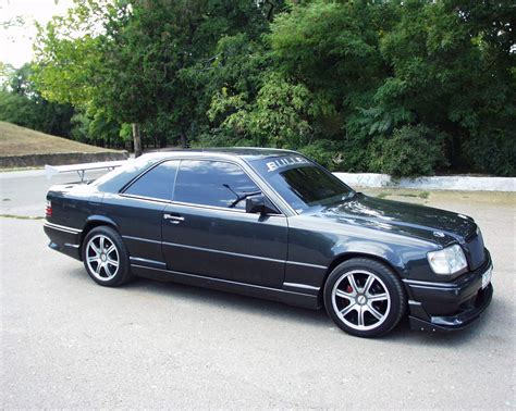 Mercedes Benz W124 Coupe Street Racing Edition Benztuning