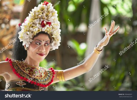 3,275 Barong dance costume Images, Stock Photos & Vectors | Shutterstock