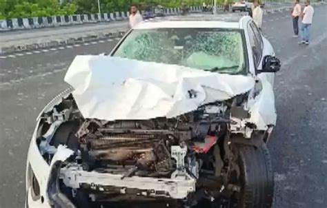 9 Killed As Speeding Car Rams Into Crowd At Mishap Site In Ahmedabad