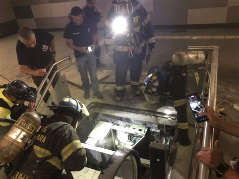 Falla El Ctrica Frena Dos Estaciones De L Nea Reanudan Servicio