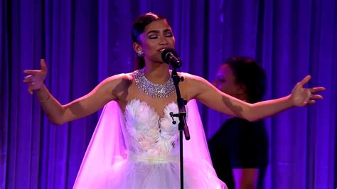 Zendaya Performs Neverland At Pre Oscar Dinner Youtube