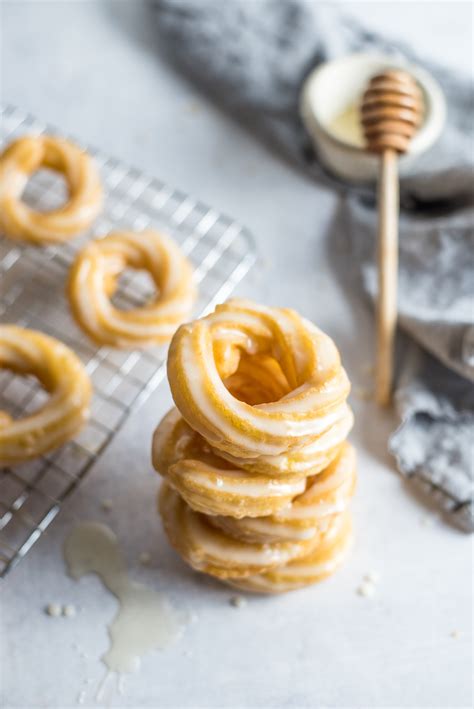 Honey Glazed French Cruller Doughnuts - GastroSenses