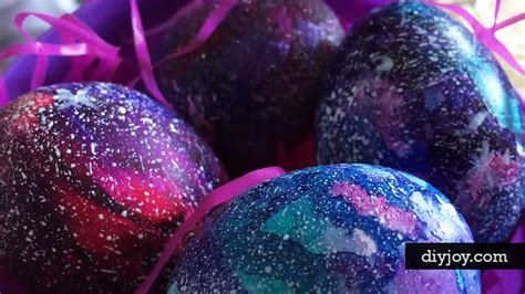 DIY Galaxy Easter Eggs