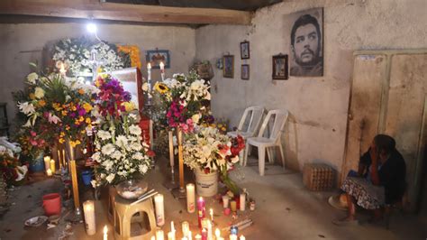 Despiden familiares amigos y compañeros en Chilapa al activista