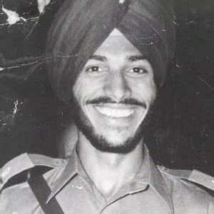 Milkha Singh Biography, Age, Death, Wife, Children, Family, Facts ...