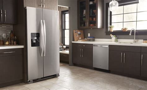 Large-Capacity Refrigerators | Whirlpool