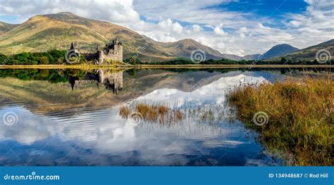 Kilchurn Castle Ruins on Loch Awe, Scotland Stock Image - Image of countryside, ancient: 134948687