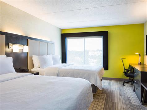 Virginia Hotel in Lorton near Northern Virginia CC | Holiday Inn ...