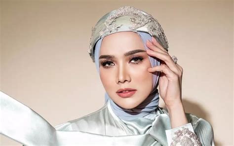 Mulan Jameela Singgung Ujian Seorang Istri Kala Pajang Foto Bak Barbie