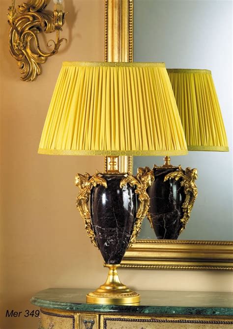 Lampada Da Tavolo In Marmo Ed Ottone IDFdesign