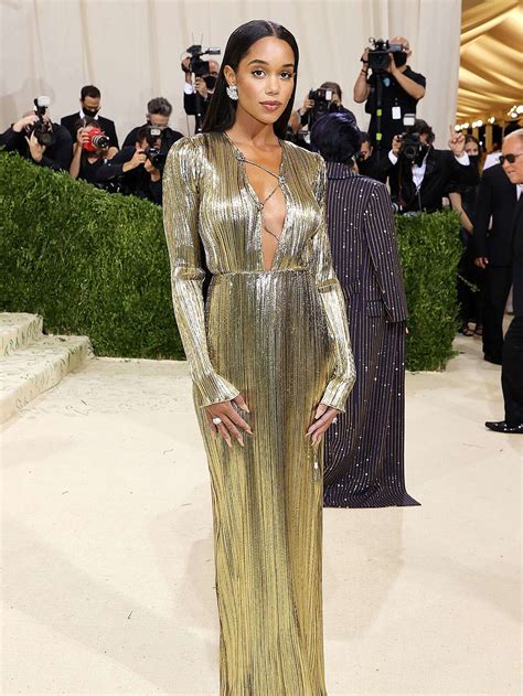 Every Must See Met Gala Look On The Red Carpet Artofit