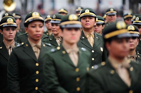 Concursos Militares Lula Assina Decreto Do Alistamento Feminino