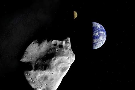 Nasa Reports An Asteroid The Size Of The Eiffel Tower Is Flying Towards