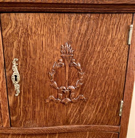 Oak Lingerie Bonnet Chest With Mirror Doug Schmitt Antiques