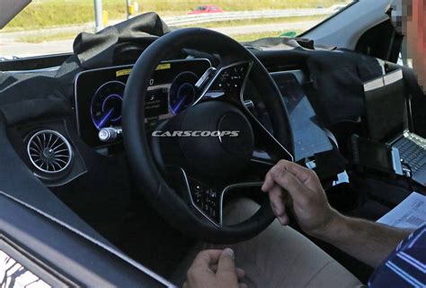 2022 Mercedes EQE SUV Shows Off Its High-Tech Interior For The First ...