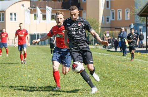 Fu Ball Kreisklasse Hof Hofer T Rken Zeigen Erneut Nerven Regional