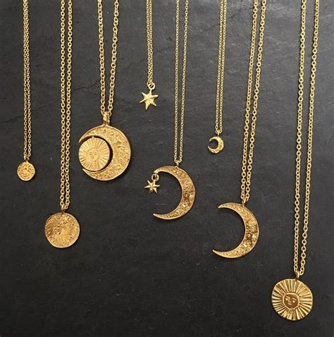 Crescent Moon And Star Necklace Gold Momocreatura