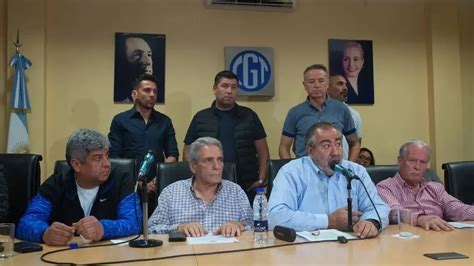 La Cgt Convoca A Un Paro General De Horas Con Movilizaci N Para El