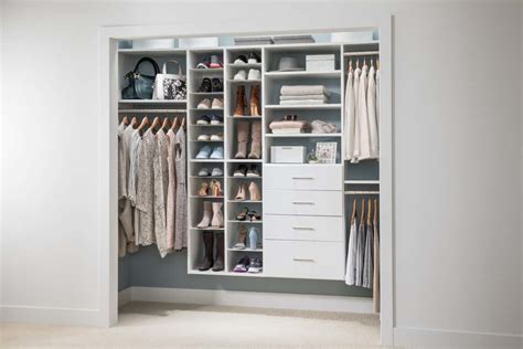 45 Custom Closet Organizer Ideas (Reach-In Design Photos) - Home Stratosphere