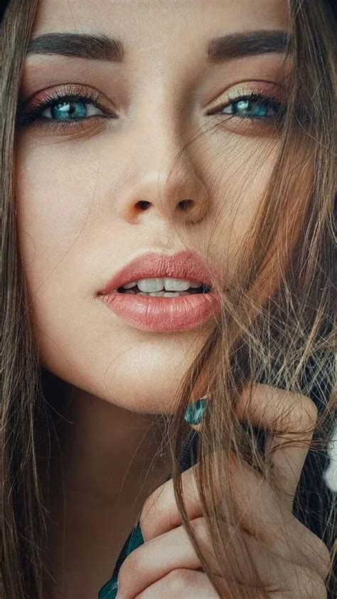 Pin By Ana Balata On Divas Most Beautiful Faces Beautiful Lips