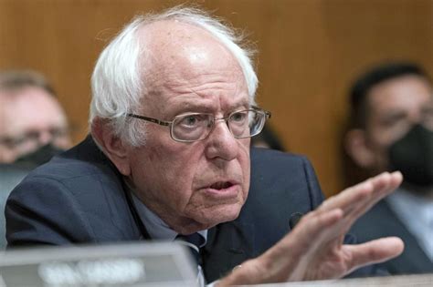 Estados Unidos cada vez más de ricos y pobres según Bernie Sanders