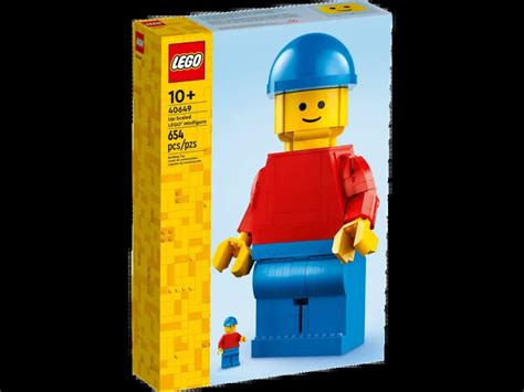 New Lego Store Exclusive Sets Revealed Including The Not So Mini