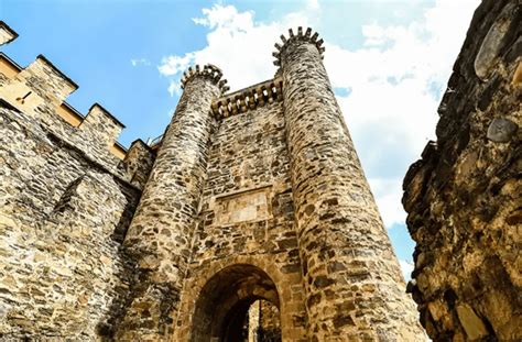 Ponferrada Castle Of The Templars Entry And Guided Tour GetYourGuide