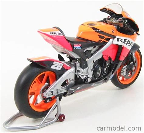 MINICHAMPS 122071026 Escala 1 12 HONDA RC212V N 26 REPSOL MOTOGP 2007