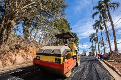 Cerca De Quil Metros De Ruas Est O Sendo Pavimentadas Em Itapevi