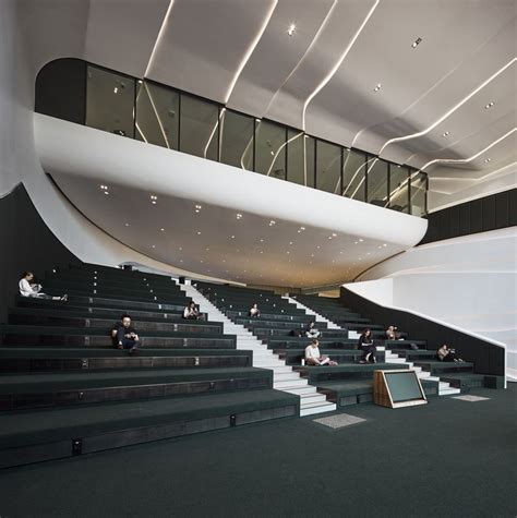 Deakin University law school building reimagines the lecture theatre ...