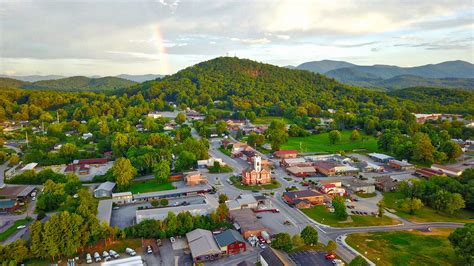 The 2024 Visitor Guide To Blairsville Georgia Eat Stay And Play