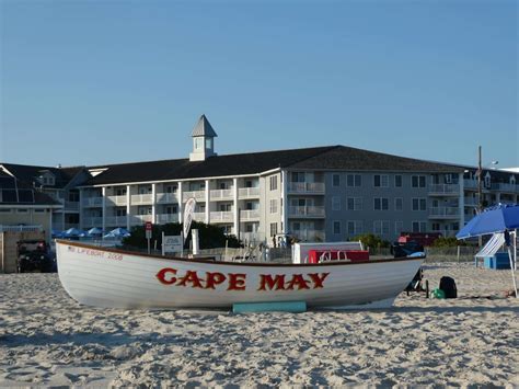 14 Best Cape May Beach Hotels for a Fun Jersey Shore Getaway