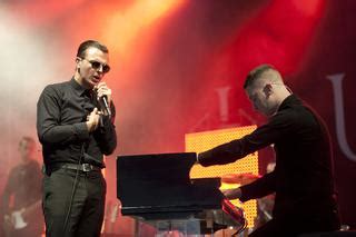 Hurts Kim Jest Druga Zagraniczna Gwiazda Eska Music Awards Na