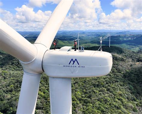 fastest growing renewable energy companies investors acen