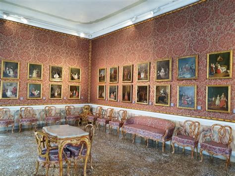 Best 7 Things to See in Ca' Rezzonico Palace Venice