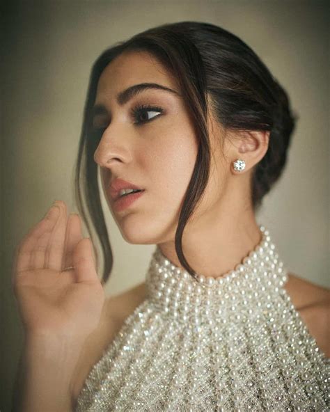 Sara Ali Khan Stuns In Chic Pearl Look