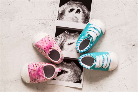 Twin Pregnancy Announcement Ideas That Are Double The Fun