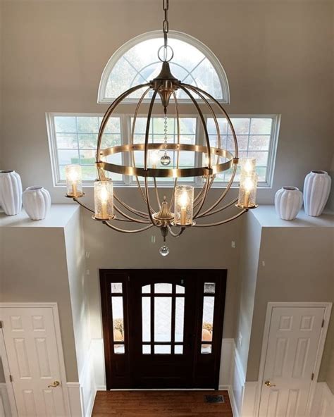 Choosing the Perfect Lighting for the Foyer