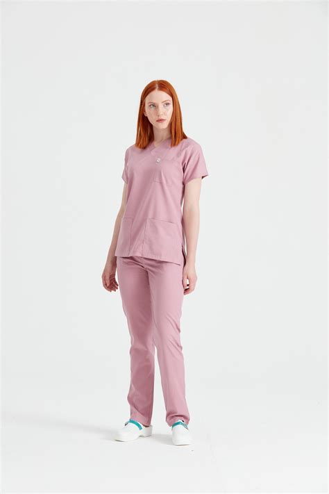 Costum Medical Elastan Femei Roz Rose Costume Medicale De Dama