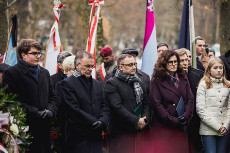 Pogrzeb Mieczys Awa I Zofii Ja Owieckich Fot Dominik Paszli Ski