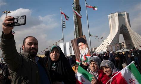 Irán Conmemora El 44 Aniversario De La Revolución Islámica En Medio De